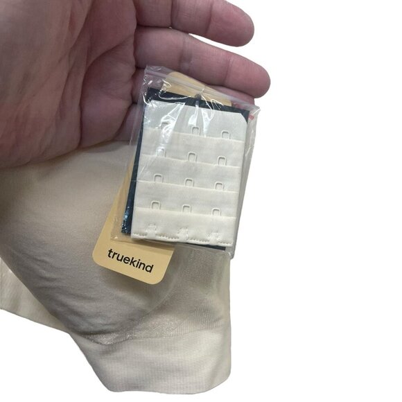 TRUEKIND Daily Comfort Wireless Shaping Bra Beige Size 3XL NEW NWT Adjustable - Picture 3 of 7